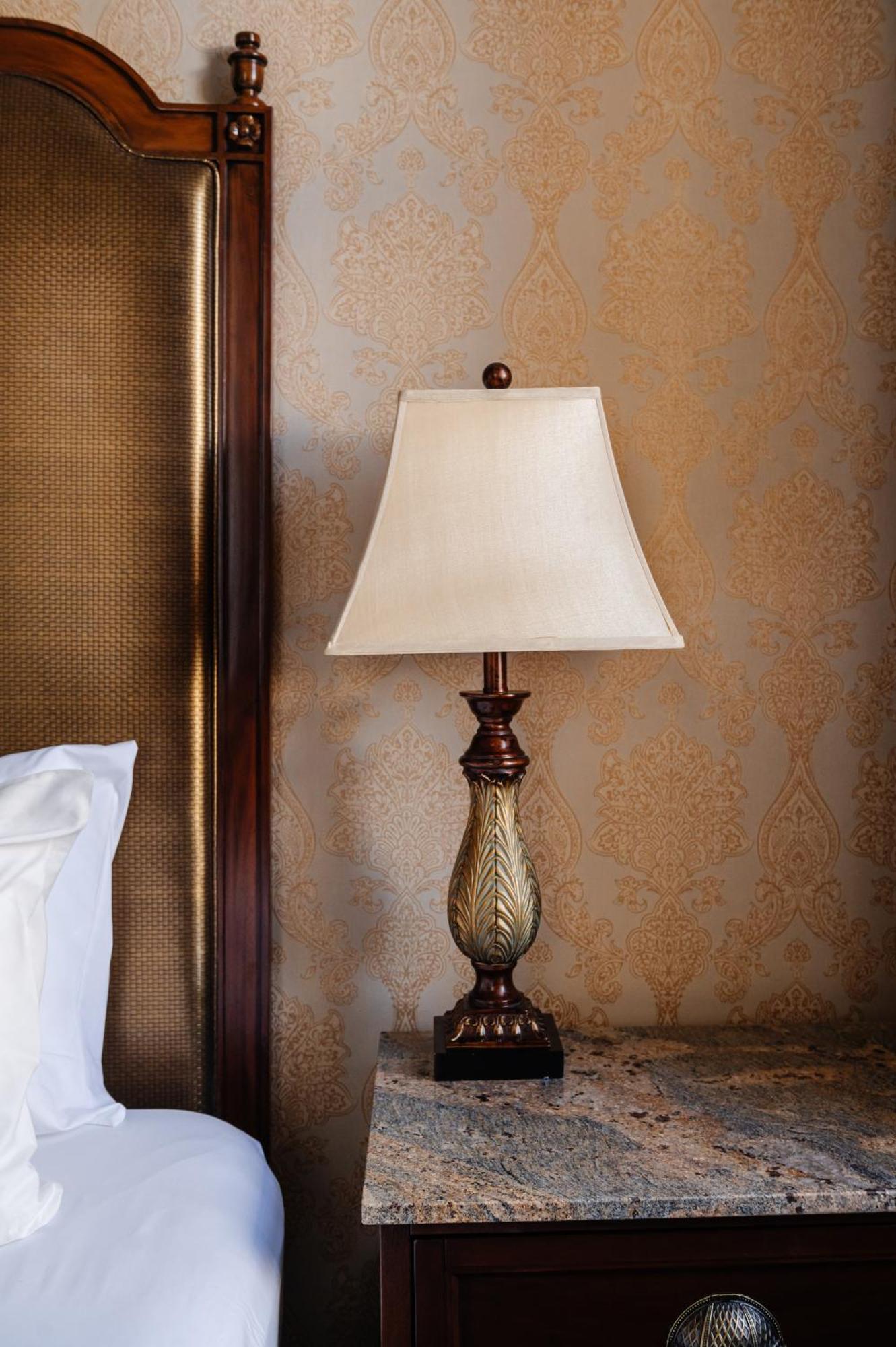 The Lafayette New Orleans By Kasa Hotell Exteriör bild