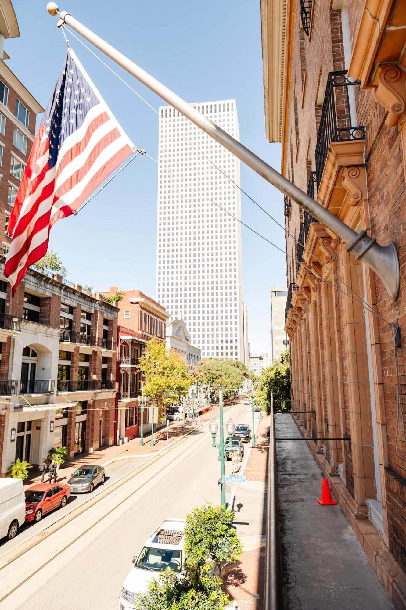The Lafayette New Orleans By Kasa Hotell Exteriör bild